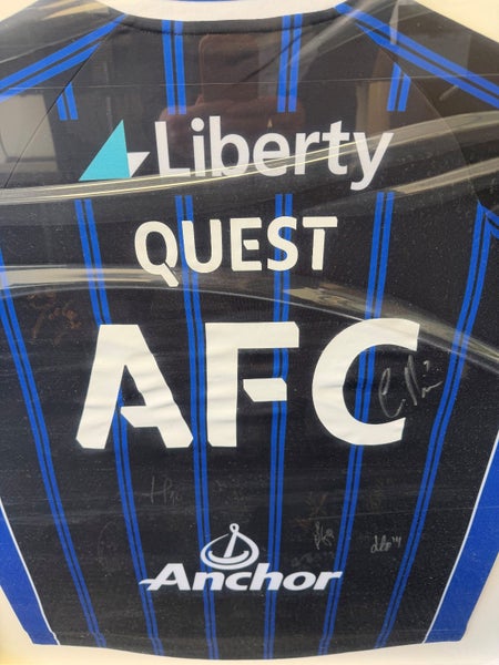 Auckland Football Club Championship Team signed & framed shirt Carousel 3
