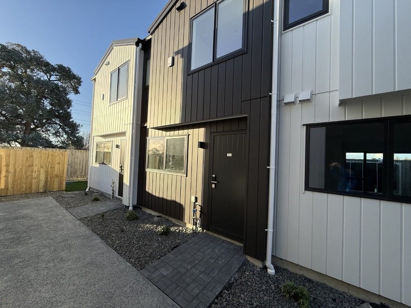 Image 1 of 11