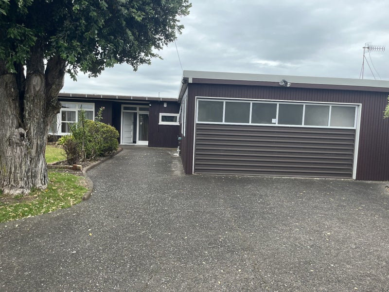 Image 1 of 23