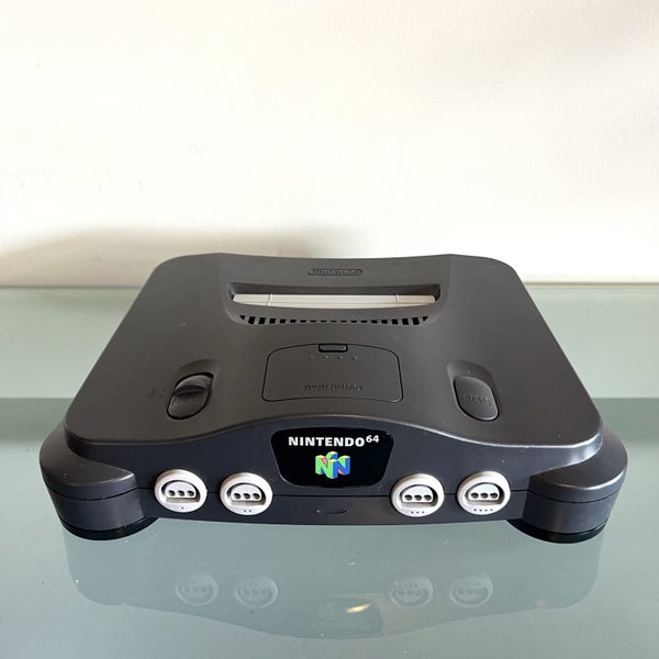 Nintendo 64 Console: N64 NUS-001(EUR) PAL Console Bundle Carousel 2