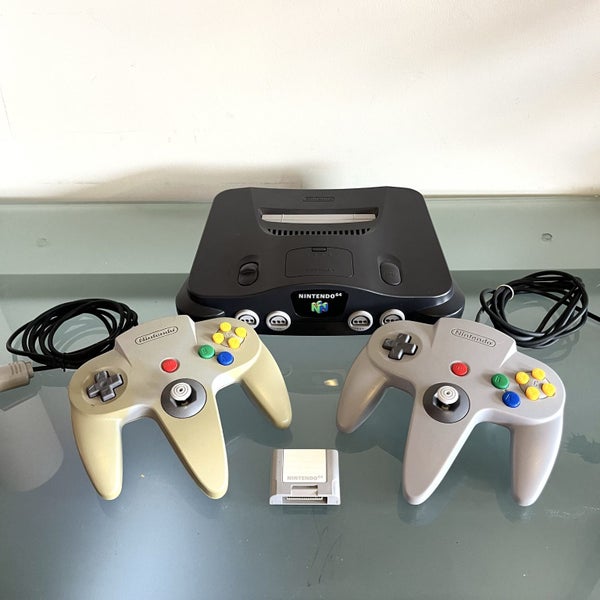 Nintendo 64 Console: N64 NUS-001(EUR) PAL Console Bundle Carousel 1
