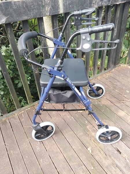 Mobility walker Carousel 1