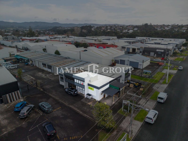 Image 1 of 8