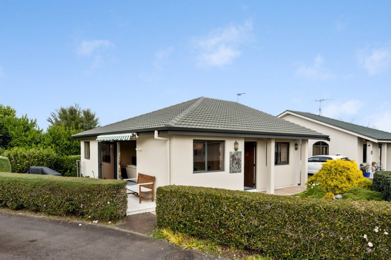 Image 1 of 21