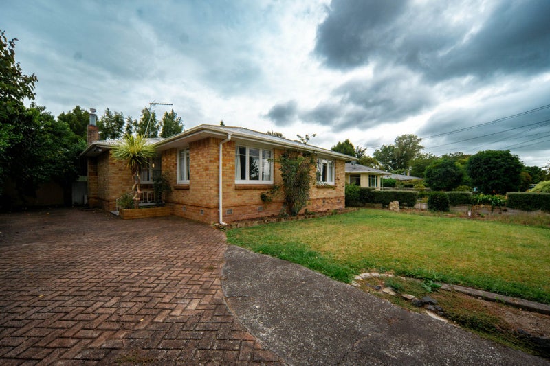 Image 1 of 20