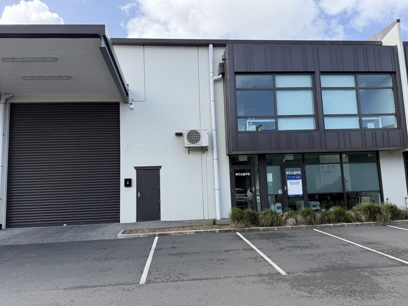 Image 1 of 3