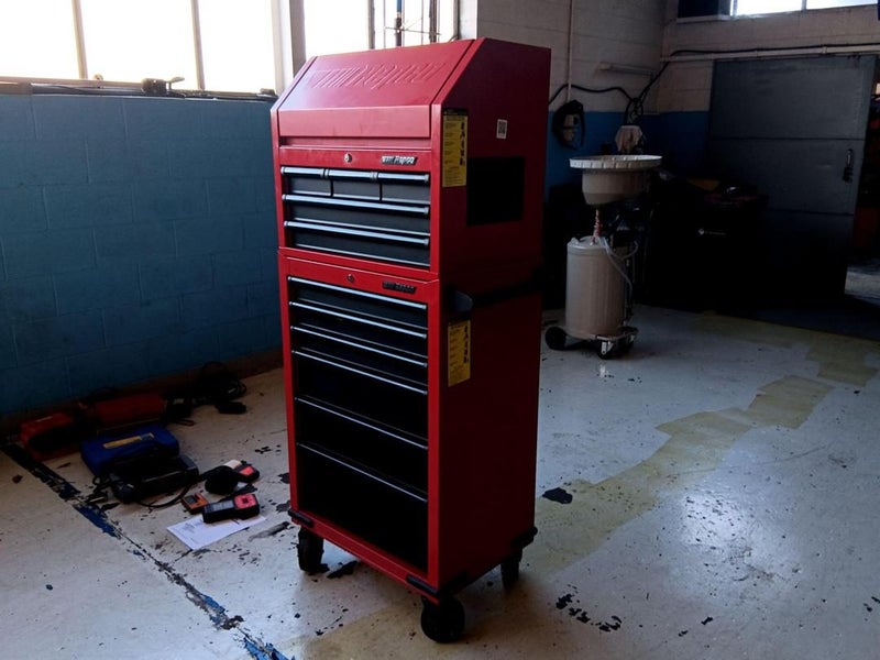 Repco Portable Toolbox with Tools Carousel 2