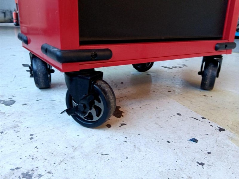 Repco Portable Toolbox with Tools Carousel 8