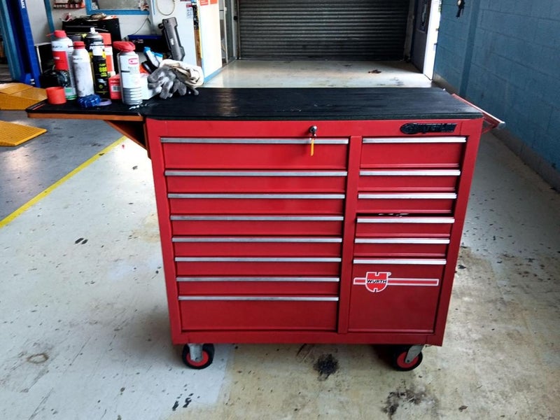 Waterloo Portable Toolbox with Tools Carousel 2