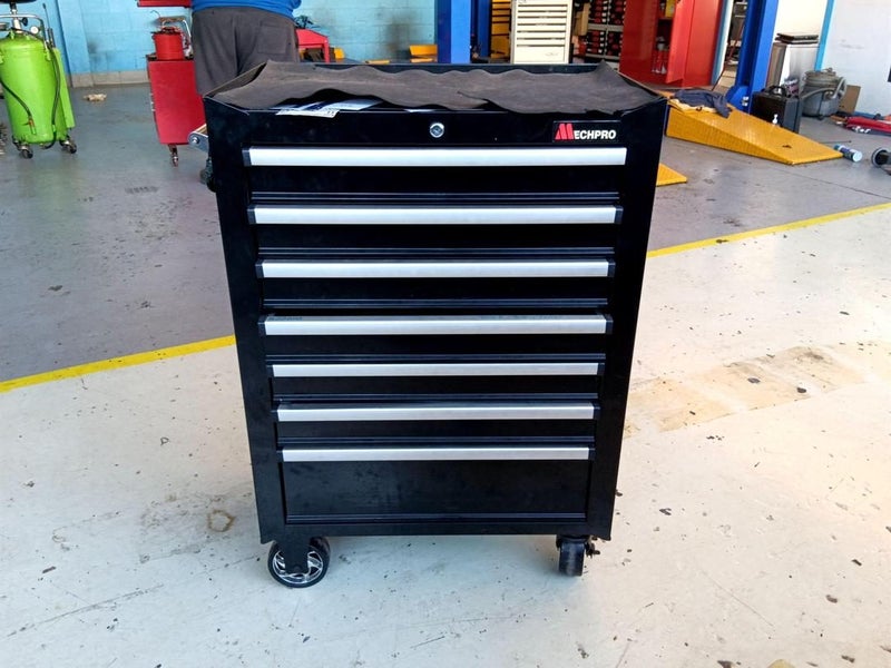 Black Mechpro Portable Toolbox Carousel 1
