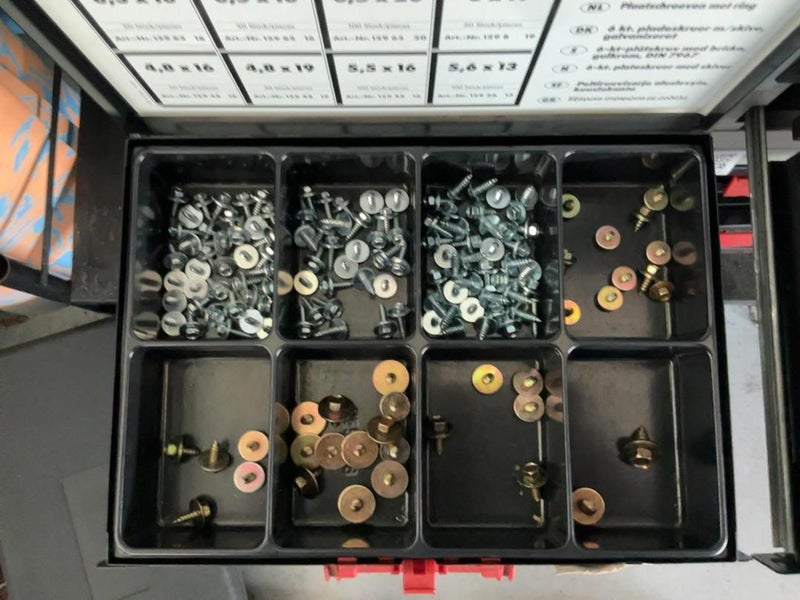 2x Wurth Toolbox with Contents Carousel 1