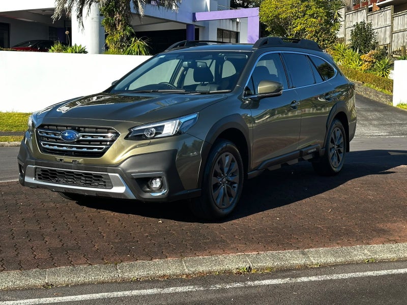 2025 Subaru Outback Outback Premium