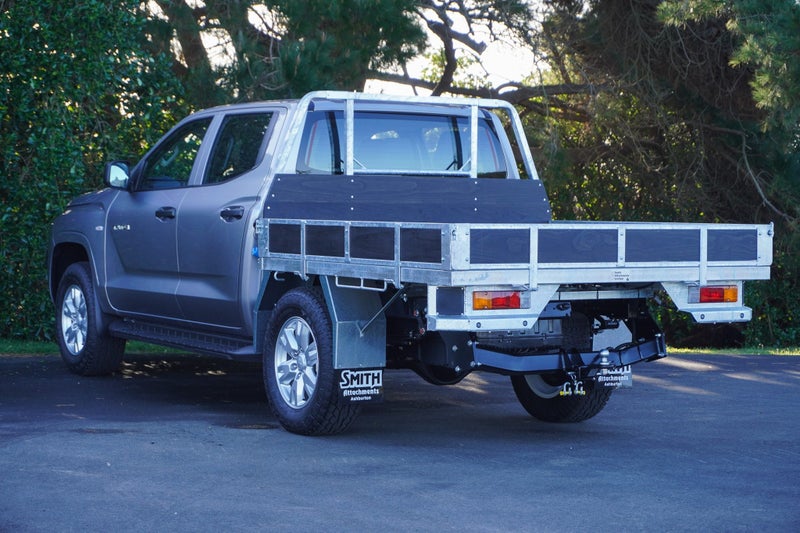 2026 Mitsubishi Triton GLX Flat deck 4x4 auto, photo 3