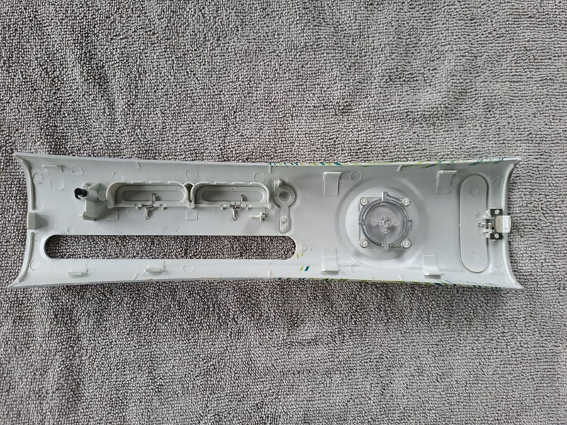 XBOX 360 Faceplate 360 white design with green concentric circles Carousel 4