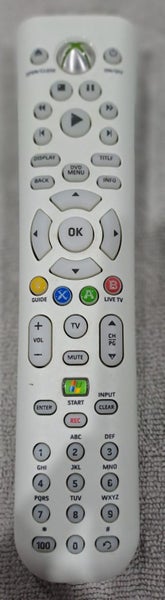 Xbox 360 Universal Media Remote Carousel 1