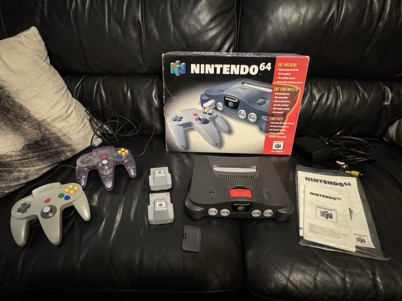 Boxed Nintendo 64 CIB Carousel 1