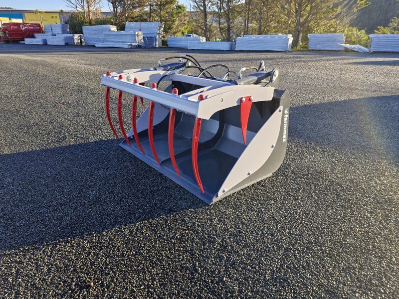 FarmMax 1.5m Silage Scoop / Grab Bucket ($4995 + GST) Carousel 2