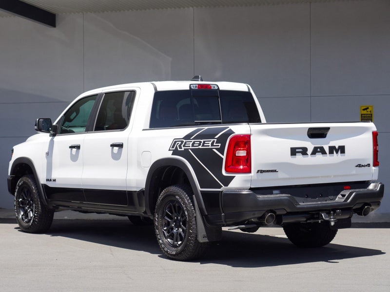 2026 Ram 1500 DT Rebel Crew 3.0P 4Dr Ute, photo 2