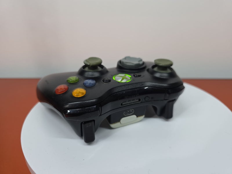 Official Microsoft XBOX 360 Controller Carousel 2