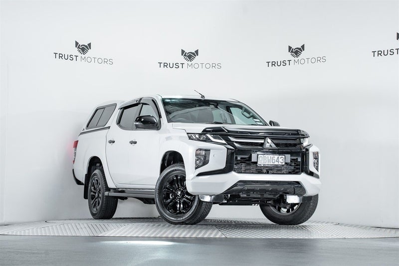2023 Mitsubishi Triton GSR 2.4D 4WD