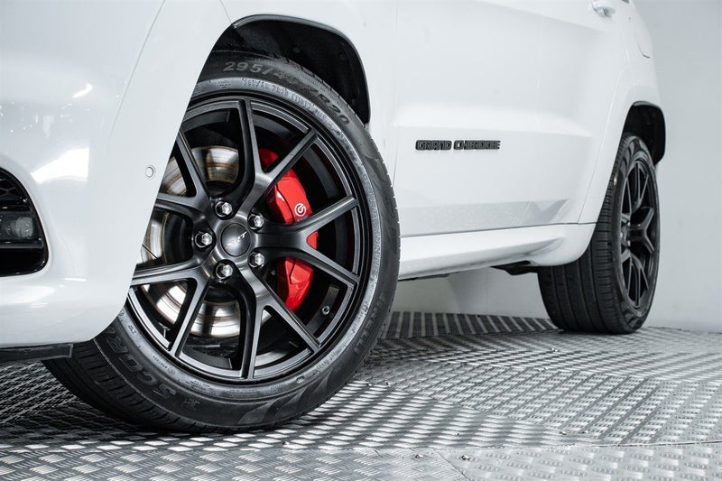 2019 Jeep Grand Cherokee SRT8 6.4L Hemi V8, photo 2