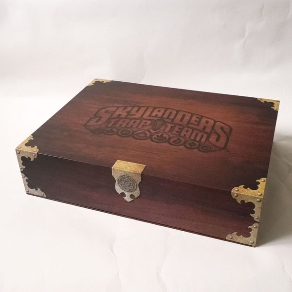 Skylanders Trap Team Collector Crystal Storage Case Box Chest Villain Vault Carousel 2