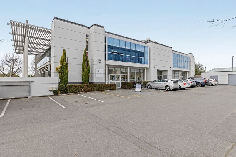 Image 1 of 18