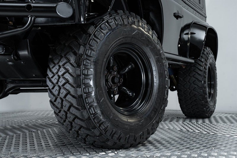 2016 Land Rover Defender 90 2.2L Turbo Diesel 4WD, photo 2