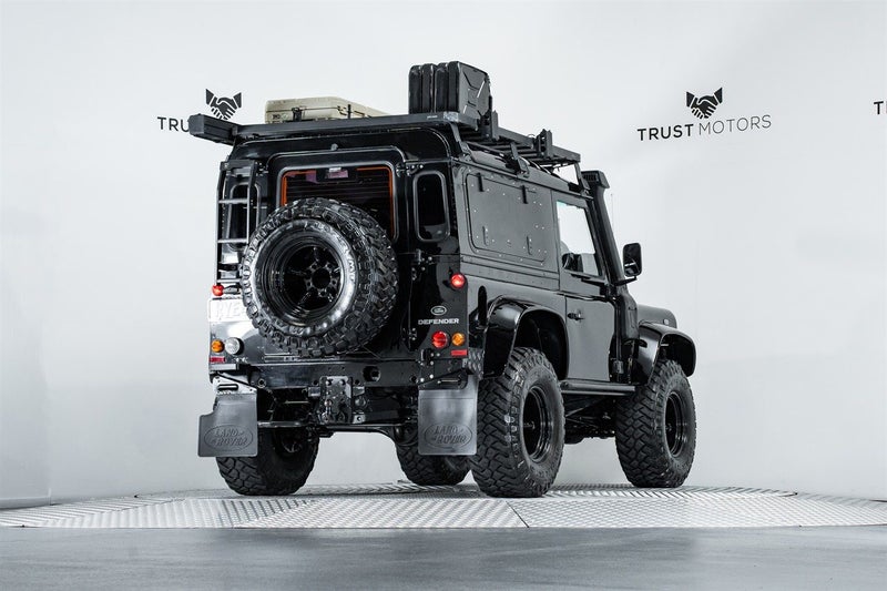 2016 Land Rover Defender 90 2.2L Turbo Diesel 4WD, photo 3