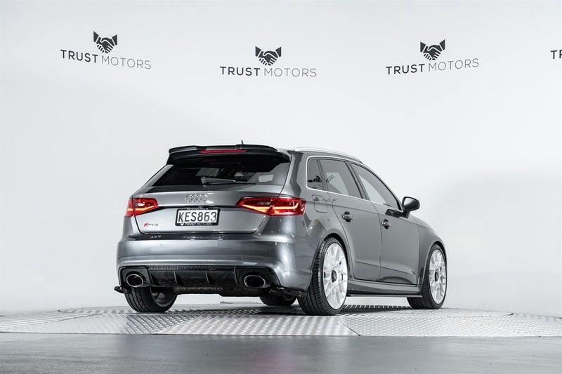 2016 Audi RS3 Sportback 2.5L Turbo Quattro, photo 3