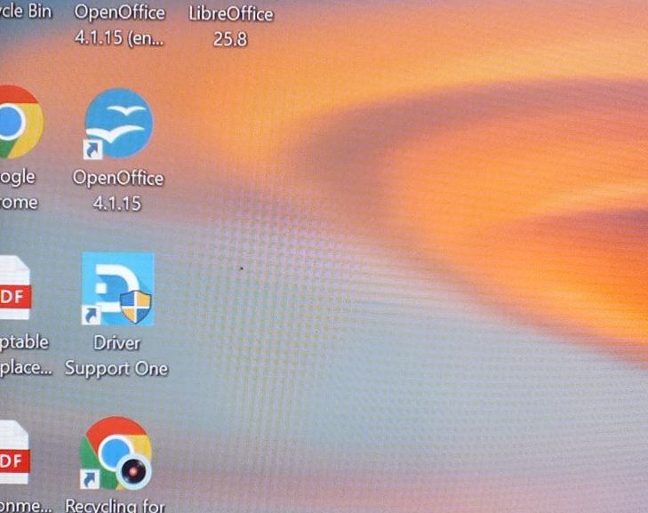 SONY BRAVIA LCD FULL HD 32" TELEVISION - 32CX520 - 1 DEAD PIXEL Carousel 5