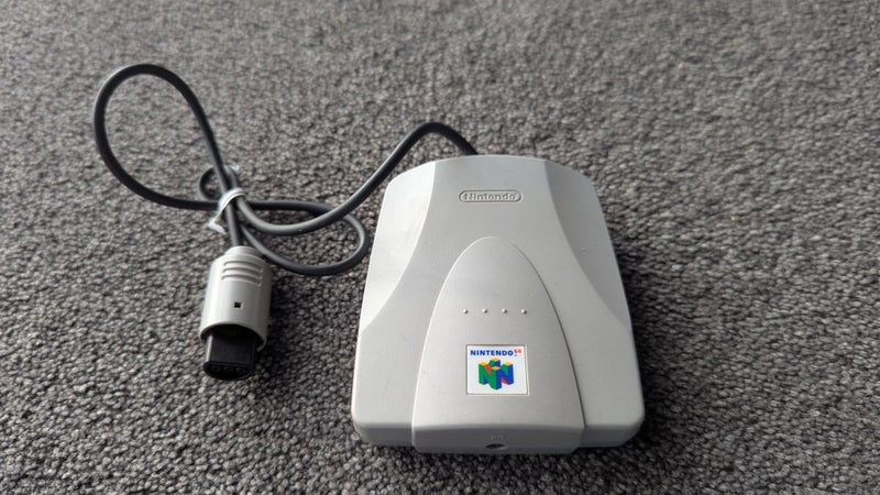 Nintendo 64 VRS Unit NUS-020 Carousel 1