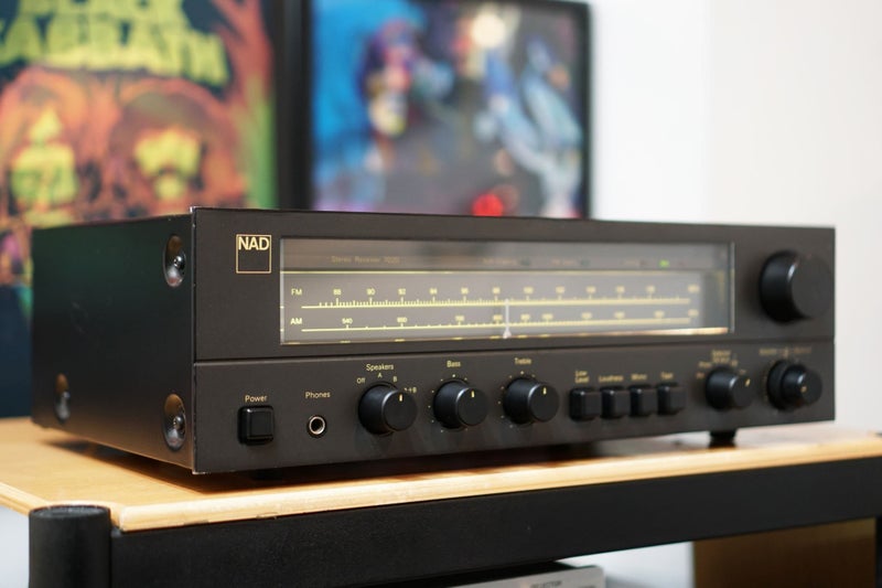 NAD 7020 Vintage Audiophile Amplifier with Phono for Turntable - Warranty! Carousel 1