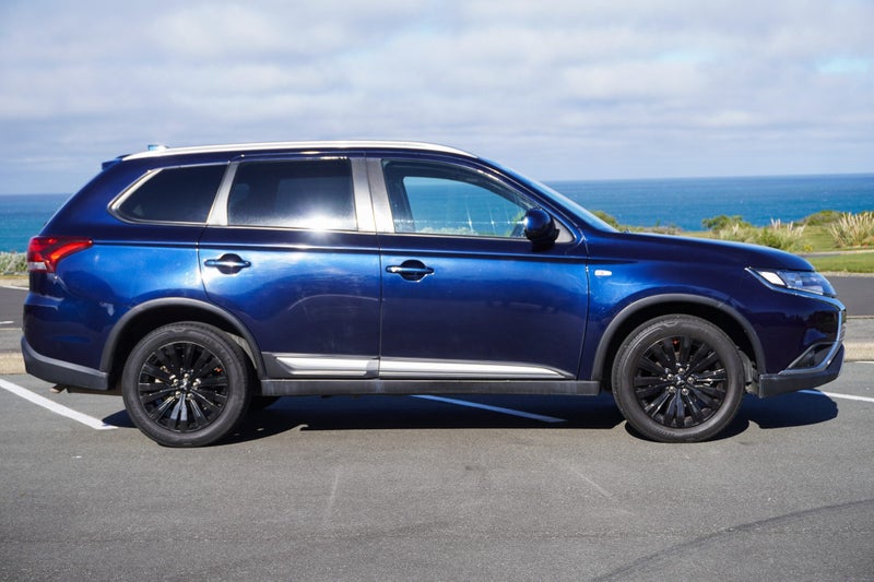 2022 Mitsubishi Outlander LS 2.4 4x4 7-seats, photo 2