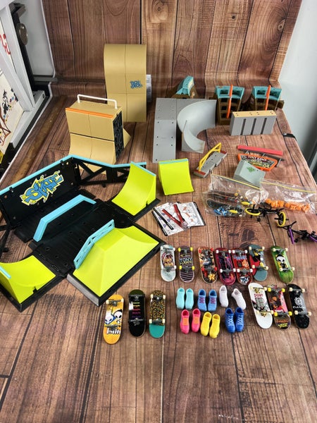 Tech Deck Bulk Lot 13+ Tech Decks including Tony Hawk Tech Decks Carousel 1