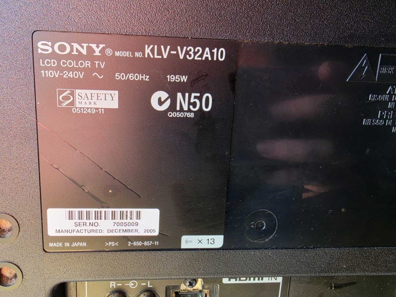 32inch Tv - Sony Bravia V-series LCD - vintage 2005 Carousel 13