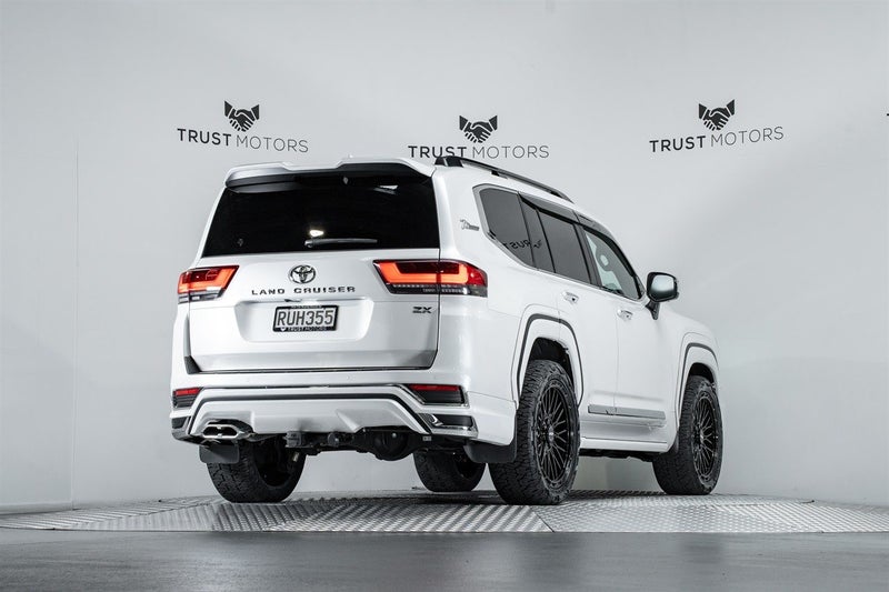 2021 Toyota Land Cruiser ZX 3.3L Trubo Diesel 4WD, photo 3