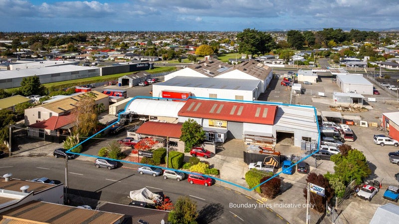 Image 1 of 20