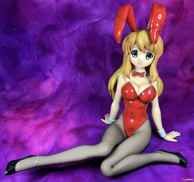 Asahina Mikuru – Bunny Girl Ver. – 1/4 scale anime figure Carousel 1