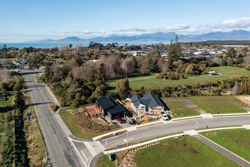 gallery carousel 1