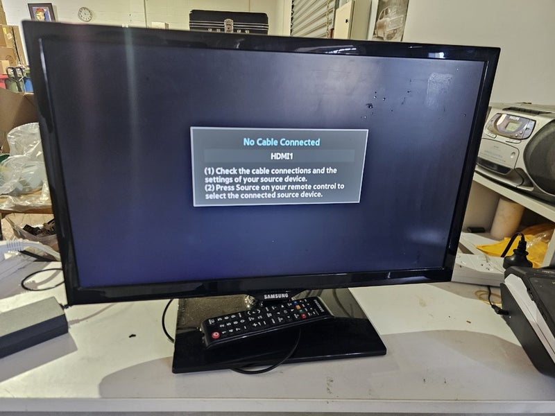 Samsung 22inch LCD gaming screen Carousel 1