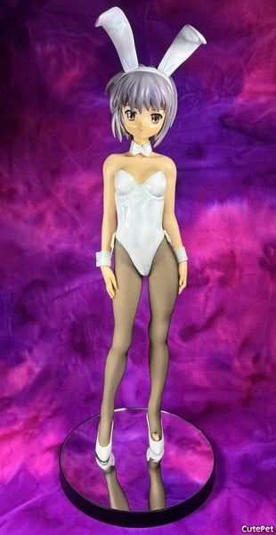 Yuki Nagato – Bunny Girl Ver. – 1/4 scale anime figure Carousel 1