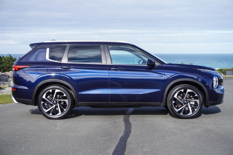 2022 Mitsubishi Outlander 2.5 XLS 4x4 auto, photo 2