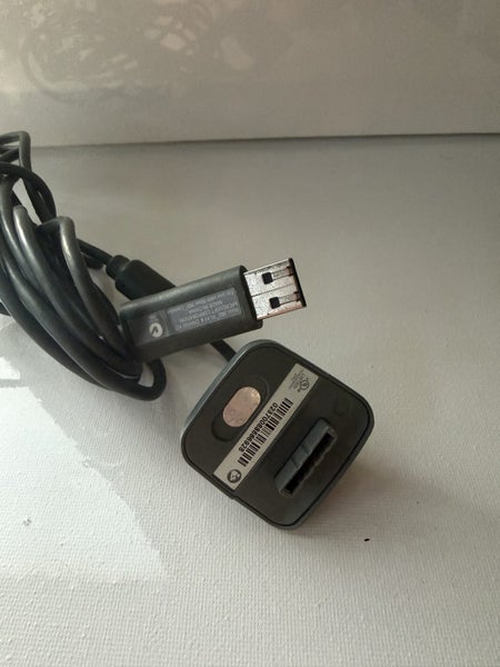 Official Microsoft Xbox 360 Play & Charge Cable OEM Controller Controller Lead Carousel 1