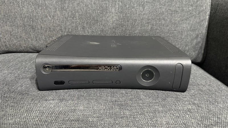 $1 RESERVE Xbox 360 120GB Console | Console Only | Untested Carousel 2