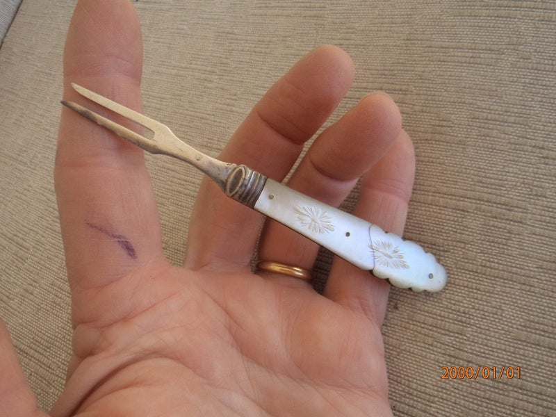 Victorian Sterling Silver Pocket Fork Carousel 6