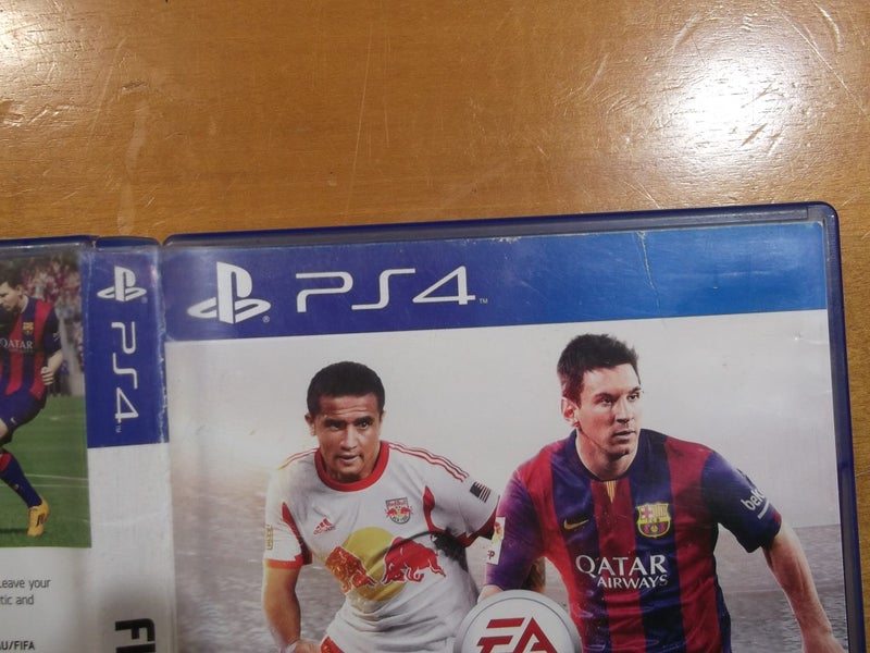 FIFA 15 - PS4 Game - Excellent Condition Carousel 5