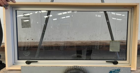 New Silver Double Glazed Awning Window H610 x W1200 DR15775 Carousel 2