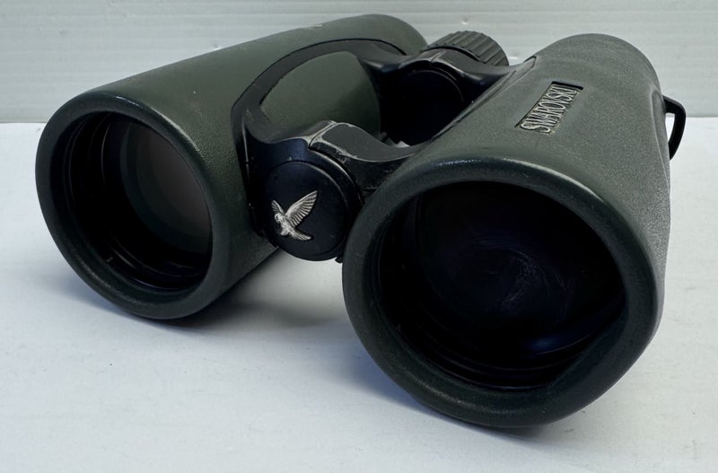 Swarovski EL 10x42 Binoculars Carousel 2