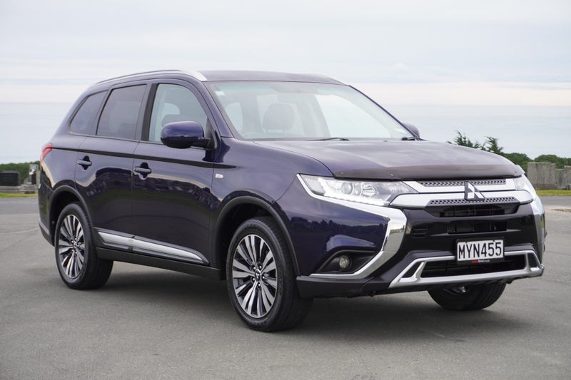 2020 Mitsubishi Outlander LS 2.4 2WD auto, main photo